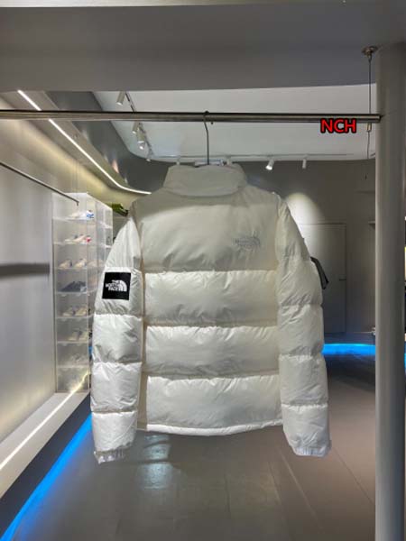 2023年10月8日早秋人気新作入荷  The North FaceダウンジャケットNCH工場