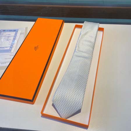 2023年秋季高品質 エルメス  新品 メンズのネクタイ