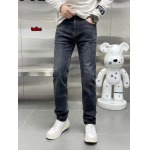 2023年10月19日秋冬新品入荷ヴェルサーチジーパンTAIHE工場