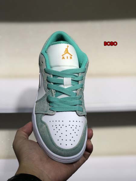 新作入荷Air Jordan 1 Low NIKEスニーカー BOBO工場.SIZE:36-46
