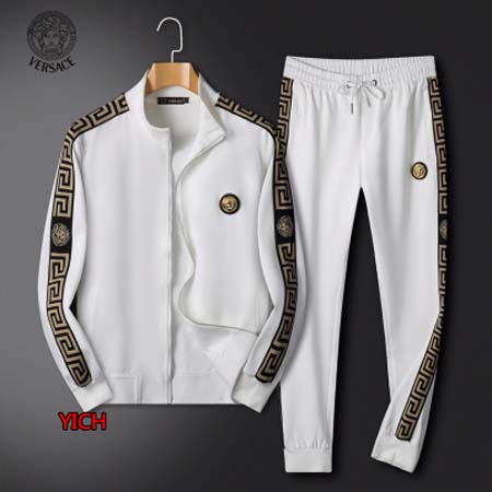 2023年11月28日秋冬高品質新品入荷ヴェルサーチ 上下セットですyich工場