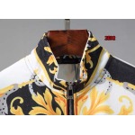 2023年11月1日秋冬新品入荷ヴェルサーチ上下セット 092工場