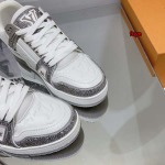 原版復刻新作入荷ルイヴィトン ブランドスニーカー FOYE工場 SIZE: 35-45