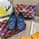 原版復刻新作入荷ルイヴィトン女性 ブランドスニーカー FOYE工場 SIZE: 35-41