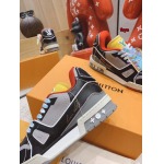 原版復刻新作入荷ルイヴィトン ブランドスニーカー FOYE工場 SIZE: 39-45