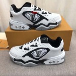 原版復刻新作入荷ルイヴィトンブランドスニーカー FOYE工場 SIZE: 38-46
