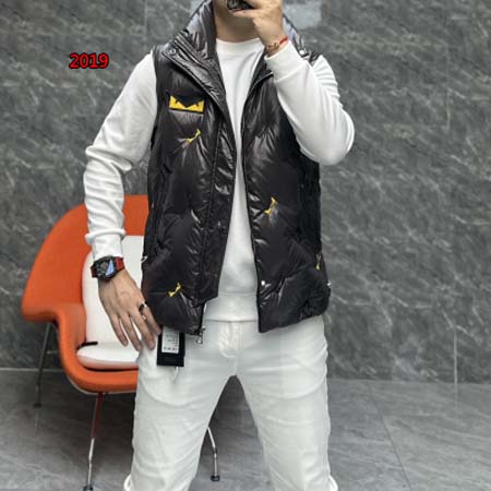 2023年11月9日高品質秋冬新作入荷フェンディ ダウンジャ...