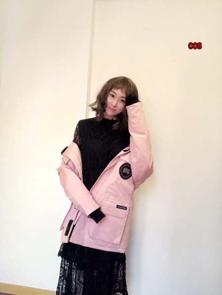 秋冬人気新作入荷カナ ダグース  ダウンジャケット008工場