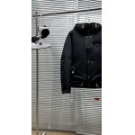 2023年11月17日秋冬高品質新品入荷フェンディ ダウンジャケットD50工場