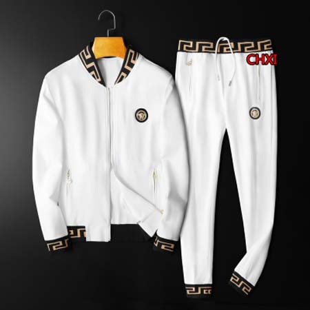 2023年11月28日秋冬高品質新品入荷 ヴェルサーチ上下セ...