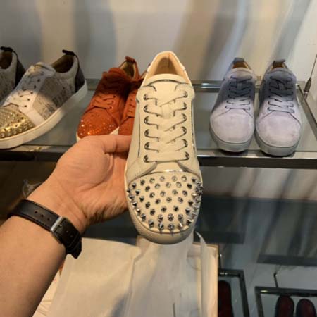 高品質新品入荷 クリスチャンルブタンスニーカー chsh工場35—47