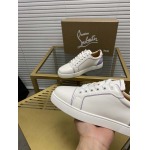 高品質新品入荷 クリスチャンルブタンスニーカーchsh工場