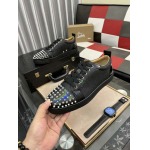 高品質新品入荷 クリスチャンルブタンスニーカーchsh工場