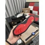 高品質新品入荷 クリスチャンルブタンスニーカーchsh工場38-44