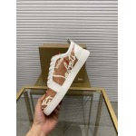 高品質新品入荷 クリスチャンルブタンスニーカーchsh工場35-46