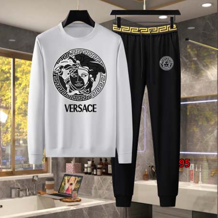 2024年秋冬1月4日人気新品入荷 ヴェルサーチ上下セットです95工場