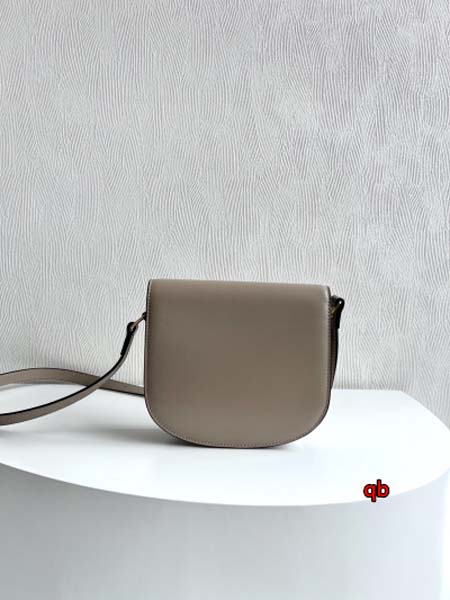 2024年秋冬1月4日人気新品入荷CELINE バッグqb工場18.5×8×15cm