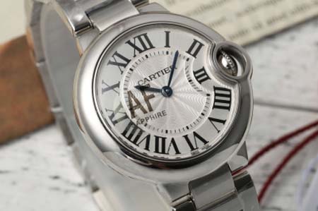 カルティエ 高品質33mm石英電池式 腕時計