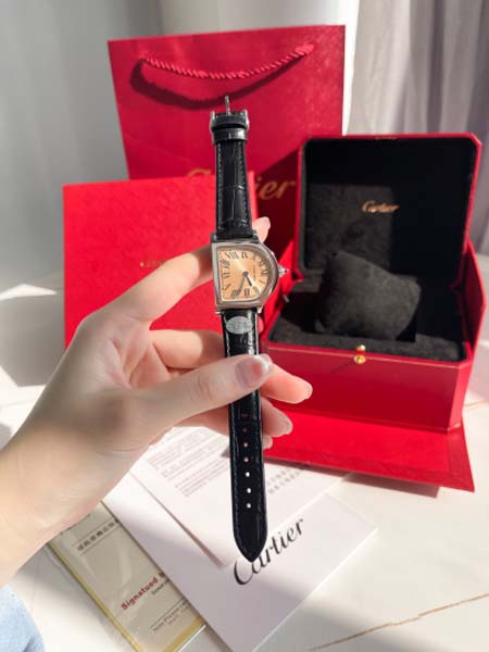カルティエ 高品質33mm 石英電池式腕時計
