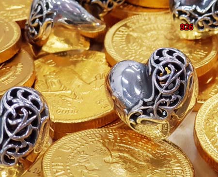 2024年原版復刻新作入荷クロムハーツ 指輪 926工場