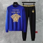 2024年秋冬1月4日人気新品入荷 ヴェルサーチ上下セットです95工場