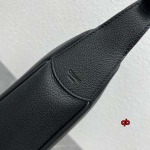 2024年秋冬1月4日高品質新品入荷CELINE バッグqb工場30 X 28.5 X 8cm