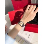 カルティエ 高品質33mm 石英電池式腕時計