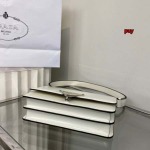 2024年原版復刻新作入荷 プラダ バッグ puy工場 size:24x高15x底6cm