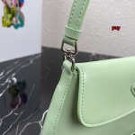 2024年原版復刻新作入荷 プラダ バッグ puy工場 size:23X18X2.5CM