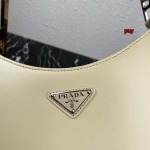 2024年原版復刻新作入荷 プラダ バッグ puy工場 size:30X18.5X4CM