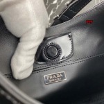 2024年原版復刻新作入荷 プラダ バッグ puy工場 size:30X18.5X4CM