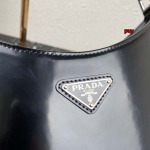 2024年原版復刻新作入荷 プラダ バッグ puy工場 size:30X18.5X4CM