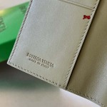 2024年原版復刻新作入荷 Bottega Veneta パスポートホルダー  JING工場 size:13.3x9.5