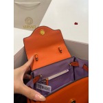 2024年原版復刻新作ヴェルサーチバッグ du工場 size:20*17*8cm