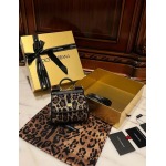 2024年原版復刻新作 Dolce&Gabbana バッグ du工場 size:14*6*16cm