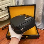 2024年3月18日早春新作入荷FENDIバッグを斜めにまたぐ jux工場24-16-7