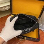 2024年3月18日早春新作入荷FENDIバッグを斜めにまたぐ jux工場24-16-7