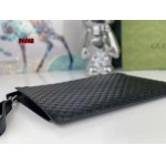 2024年3月26日人気新作入荷グッチスクエアフォルムクラッチバッグyue工場30x20cm