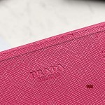 2024年3月26日人気新作入荷プラダ 財布 yue工場