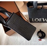 2024年3月27日人気新作入荷LOEWE ブランドバッグ yue工場30cm