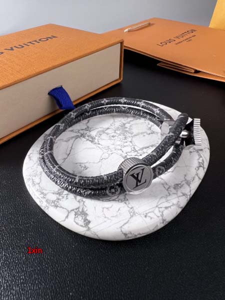 2024年人気新作入荷ルイヴィトンブレスレット激安 1xin工場