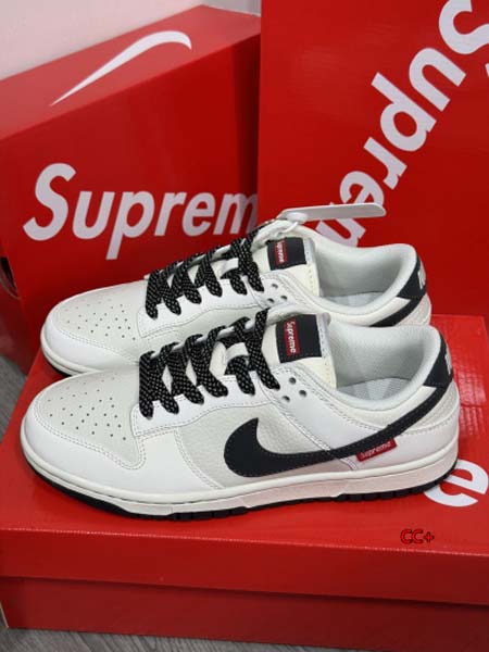 2024年4月23日新作入荷 SUPREME&NIKE スニーカー CC+工場