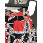 2024年4月2日春夏新作入荷ヴェルサーチ半ズボン FF工場