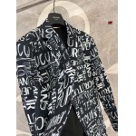 2024年4月9日高品質春夏新作入荷ヴェルサーチスーツコートHY工場