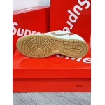 2024年4月23日新作入荷 SUPREME&NIKE スニーカー CC+工場