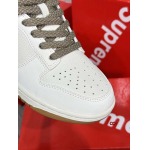 2024年4月23日新作入荷 SUPREME&NIKE スニーカー CC+工場