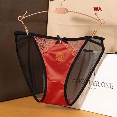 2024年新品人気ヴェルサーチ女性 下着一箱ごとに3枚