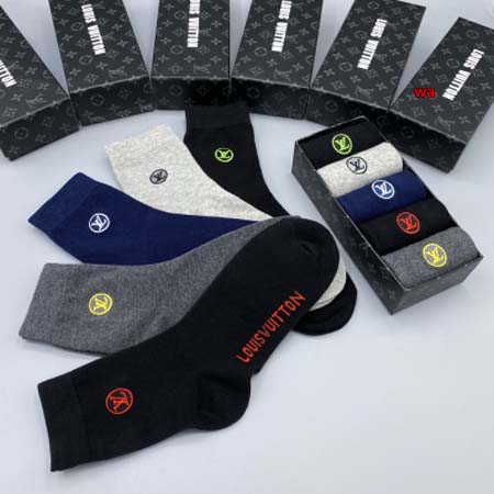 2024年新品人気ルイヴィトン 靴下一箱5足セット