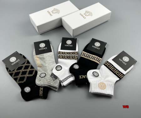 2024年新品人気ヴェルサーチ靴下一箱5足セット