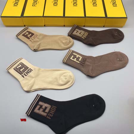 2024年新品人気フェンディ靴下一箱5足セット